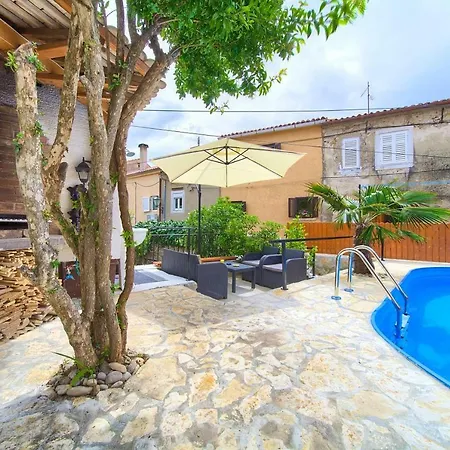 Holiday Home Traum Krk Town Exterior photo