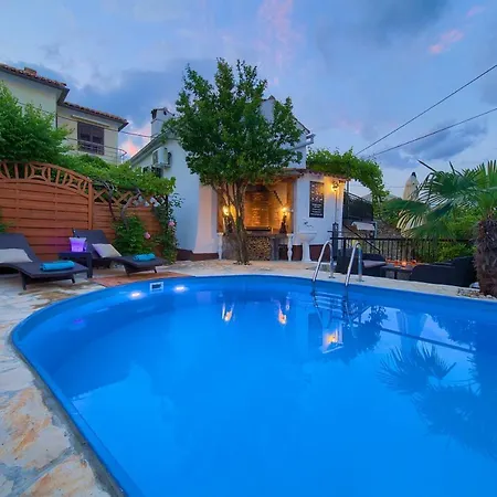 Holiday Home Traum Krk Town Exterior photo